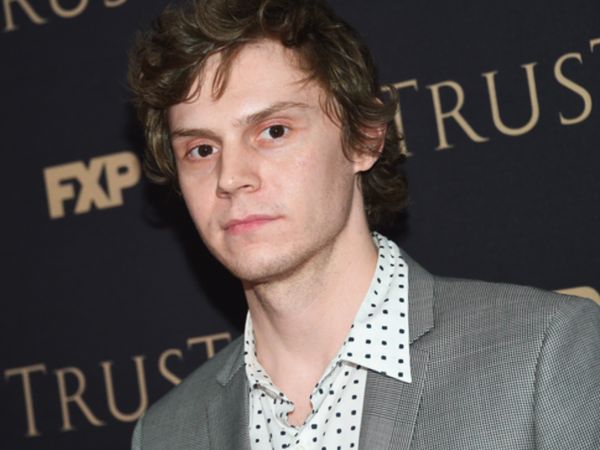 Evan Peters, Niecy Nash Sign on for Ryan Murphy's Netflix Series about Jeffrey Dahmer