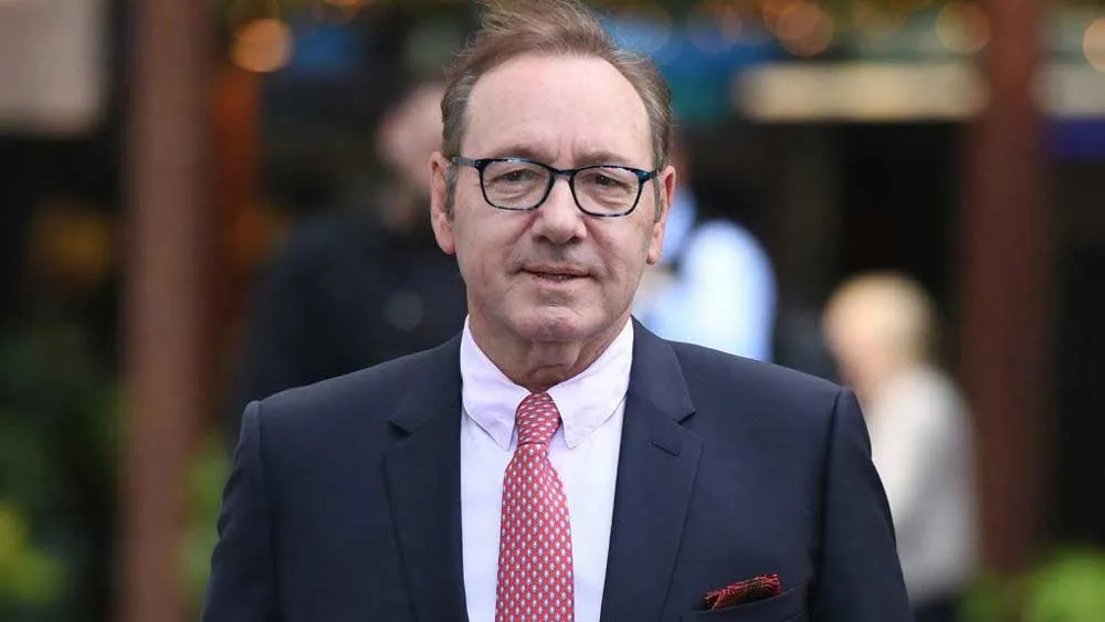 Kevin Spacey Claps Back at 'LA Confidential' Co-Star Guy Pearce: 'Grow Up!'