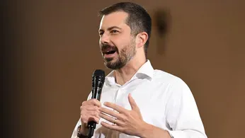 Powered-Up Pete Buttigieg Struts His Stuff in Iowa 