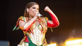 Nelly Furtado Steps Away from Live Performances, Citing Gratitude for Career and Fans