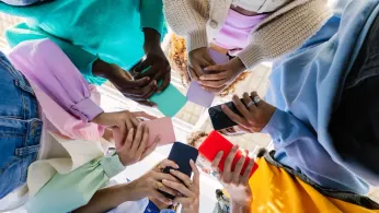 Queer Slang in 2025: The Words That Wove Our Digital Rainbow